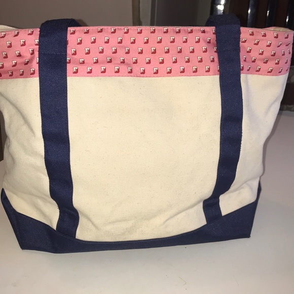 Vineyards vines custom collection tote - Picture 3 of 8